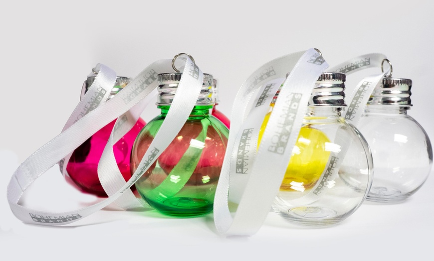 Image 2: Craft Gin Bauble Gift Set