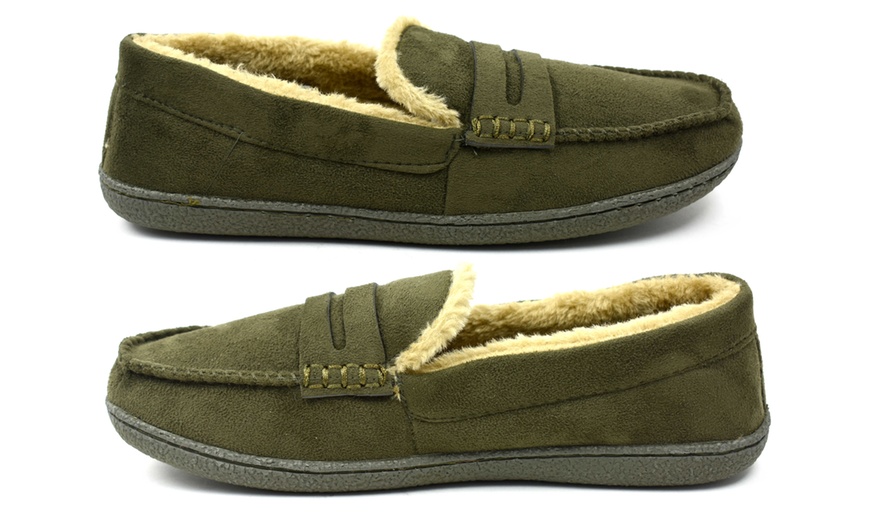 Image 3: Men's Fleece-Lined Slippers