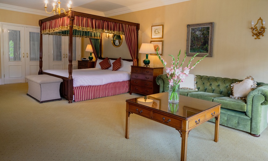 Image 5: Co. Monaghan: 1- or 2-Night 4* Stay with Bubbly