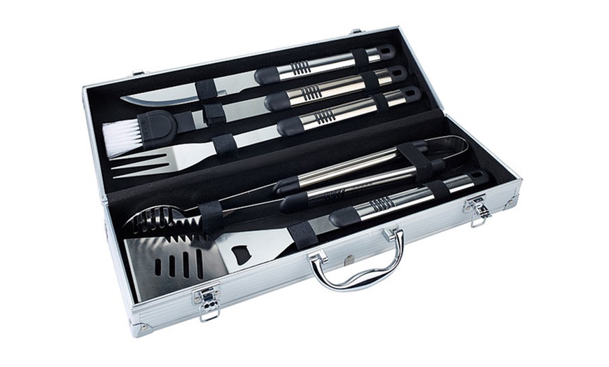 Image 2: 5 BBQ Tools with Aluminium Case