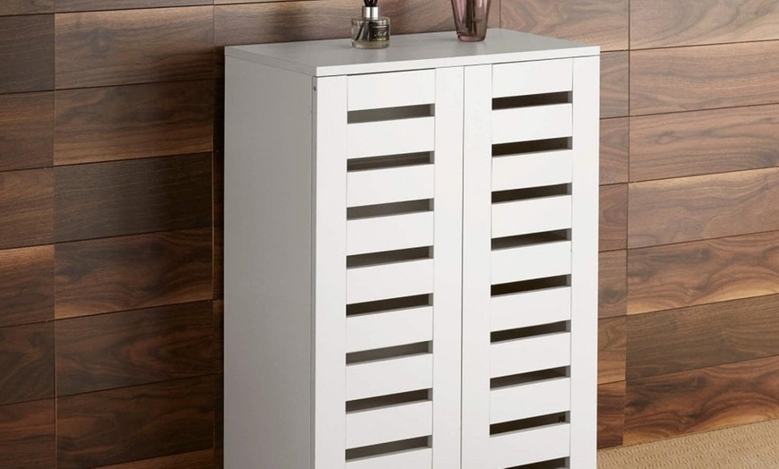 Image 7: Norway Two- or Three-Door Shoe Cabinet