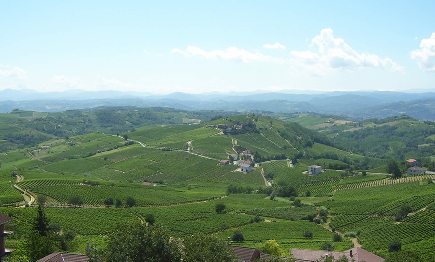 Image 17: Monferrato:camera matrimoniale con colazione e drink per 2 persone