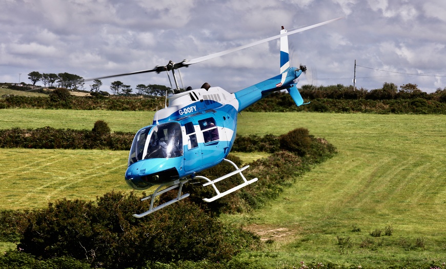 Image 8: Helicopter Trip and Hike for 2 | Enjoy Thrill and Serenity 