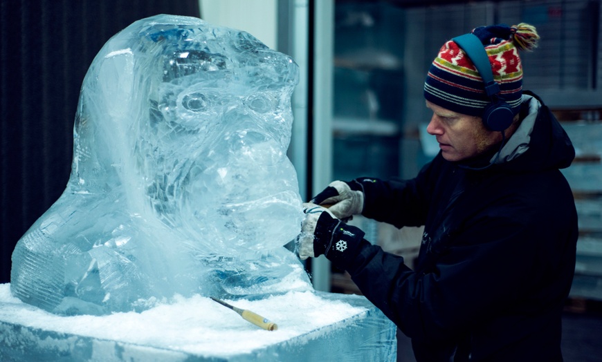 Image 4: ICEBAR Experience and Cocktail