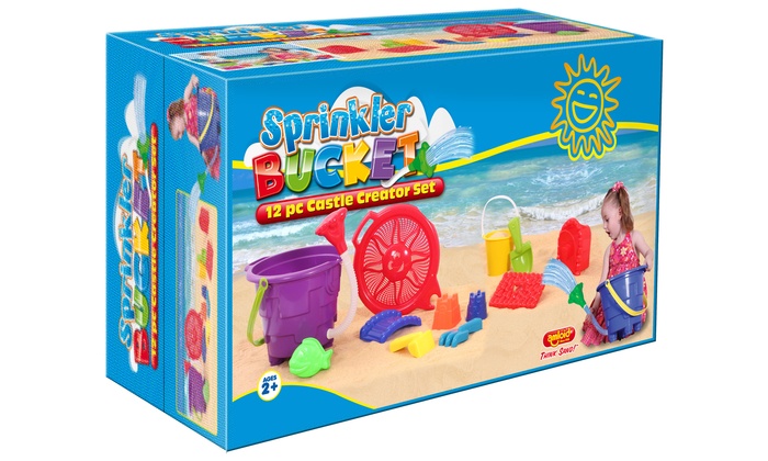 beach bucket with sprinkler