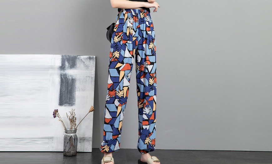 Image 8: Women's Loose Casual Printed Trousers