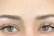 Microblading für die Augenbrauen inkl. Nachbehandlung bei Beauty Plus (44% sparen) - Second Medium