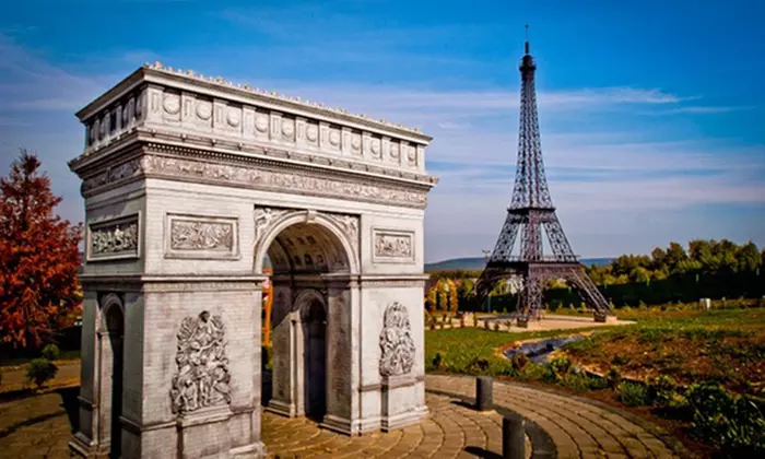 Rodzinny dzień pełen atrakcji: bilety do Parku Rozrywki Sabat Krajno