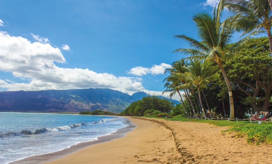 Image 2: ✈ Kauaʻi Adventure: Road Trip with Flights, Car & Stay