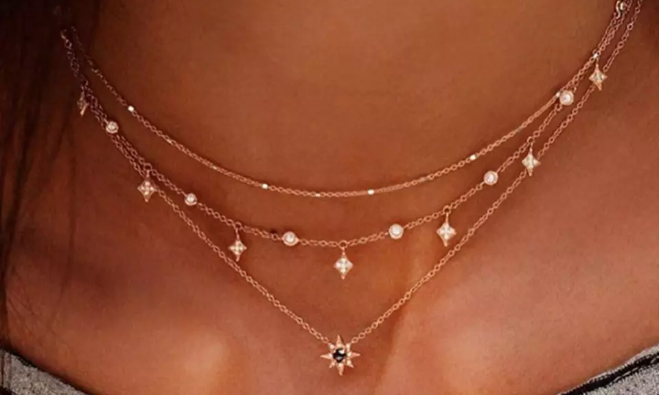 1 ou 2 colliers dorés pluie d'étoiles - Primary Image