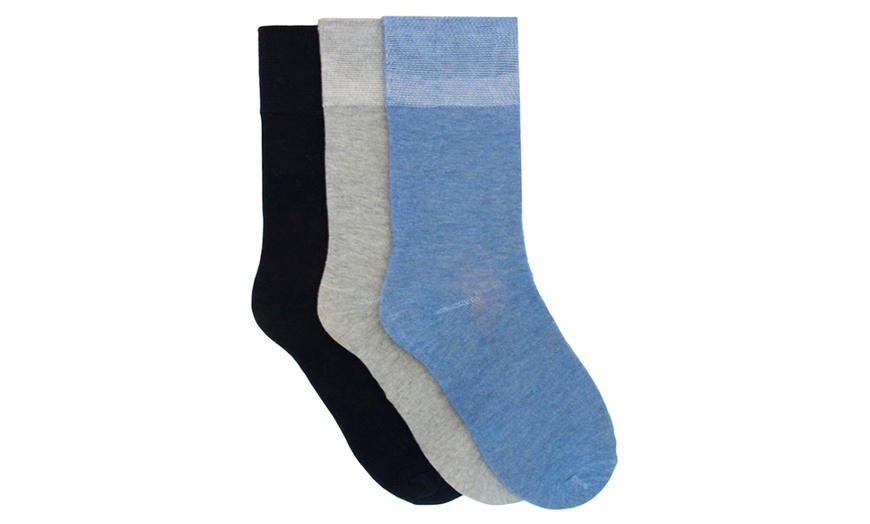 Image 1: Women's Soft Top Socks