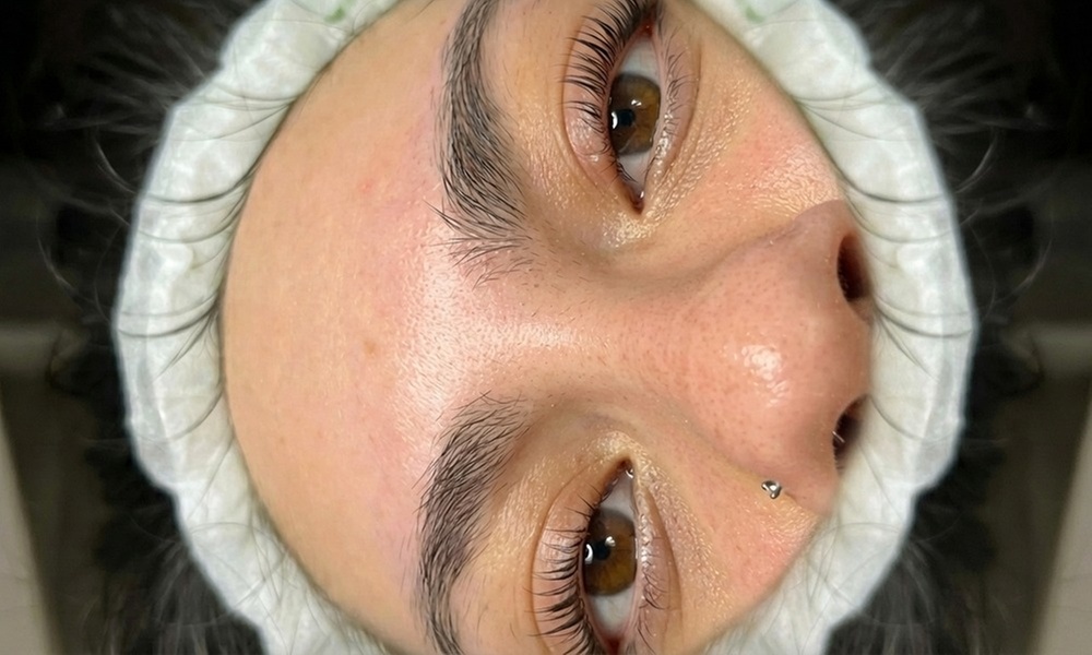 Enhance Natural Beauty: Achieve Lifted Lashes with a Tint Treatment