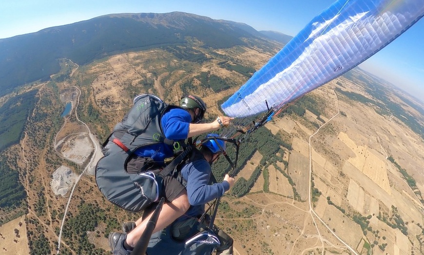 Image 5: Vuelo parapante o paramotor de 20 minutos con Fotos con Airparapente