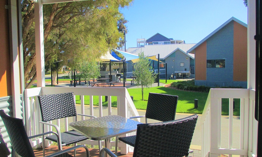 Image 4: Mandurah: 2-Night Chalet Stay for 4