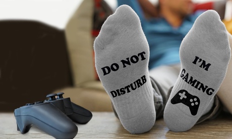 Hasta 4 pares de calcetines con estampado Do Not Disturb I'm Gaming