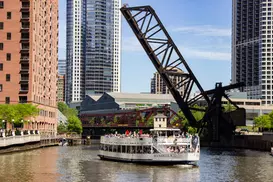 Chicago Boat Tour Deals & Special Offers
