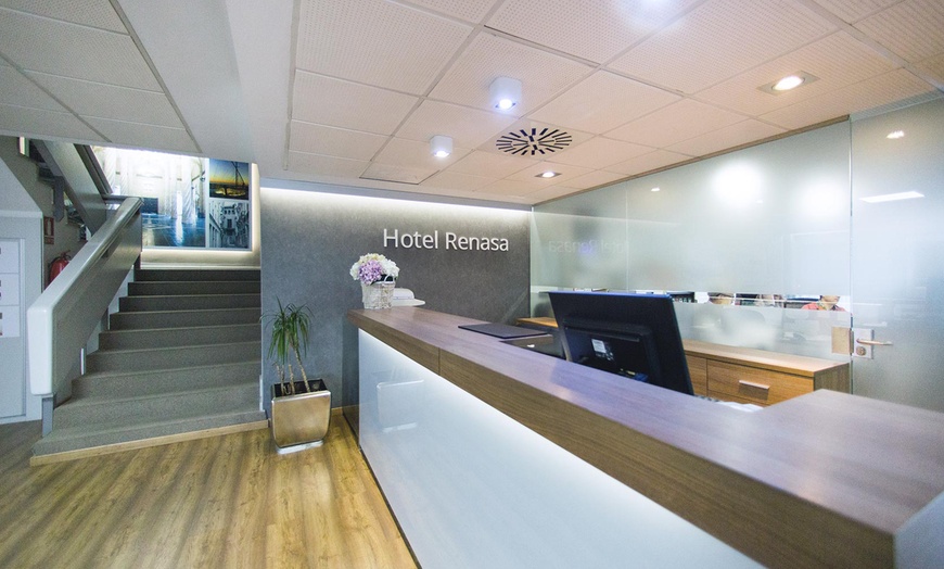 Image 3: ✈ Valencia and Madrid: 4-6 Nights with Flights