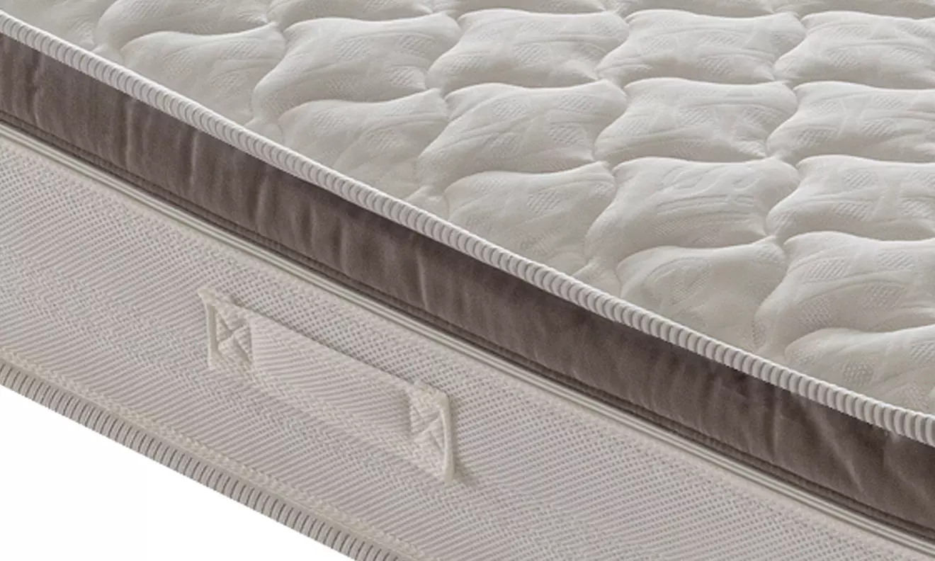 Materasso con 1600 molle e memory