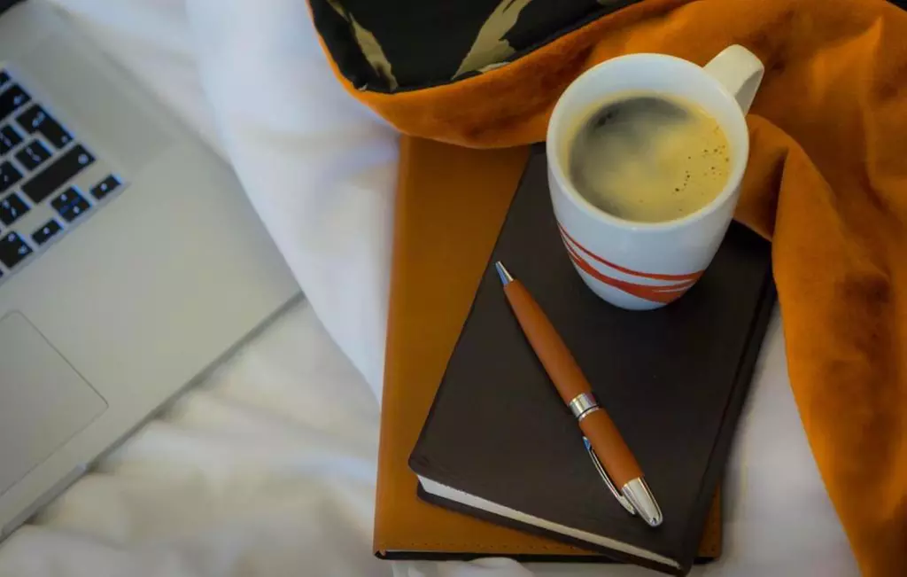 Cardiff: Deluxe or Executive Room with Breakfast up to 3