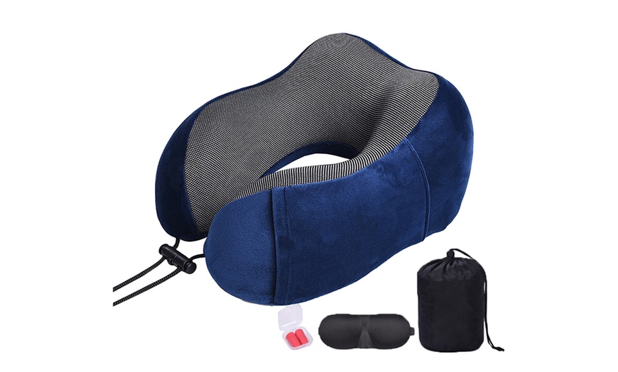 Image 6: Travel Neck Pillow with Eyemask and Earplugs