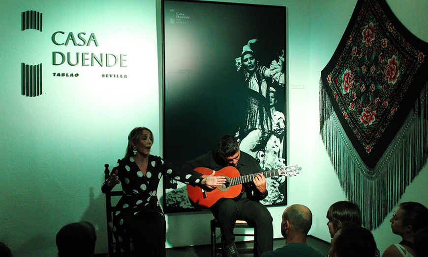 Image 6: Entrada a show de flamenco con opción a sangría y tapa para 1 o 2