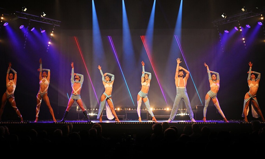 Image 6: Formule spectacle au choix au cabaret Voulez-Vous Périgueux