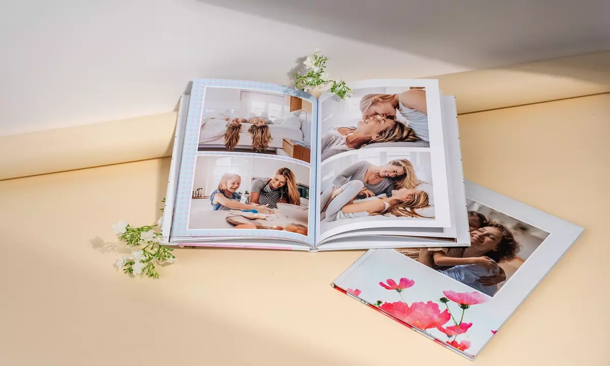 Przenieś wspomnienia na papier: Fotoksiążka w pudełku prezentowym