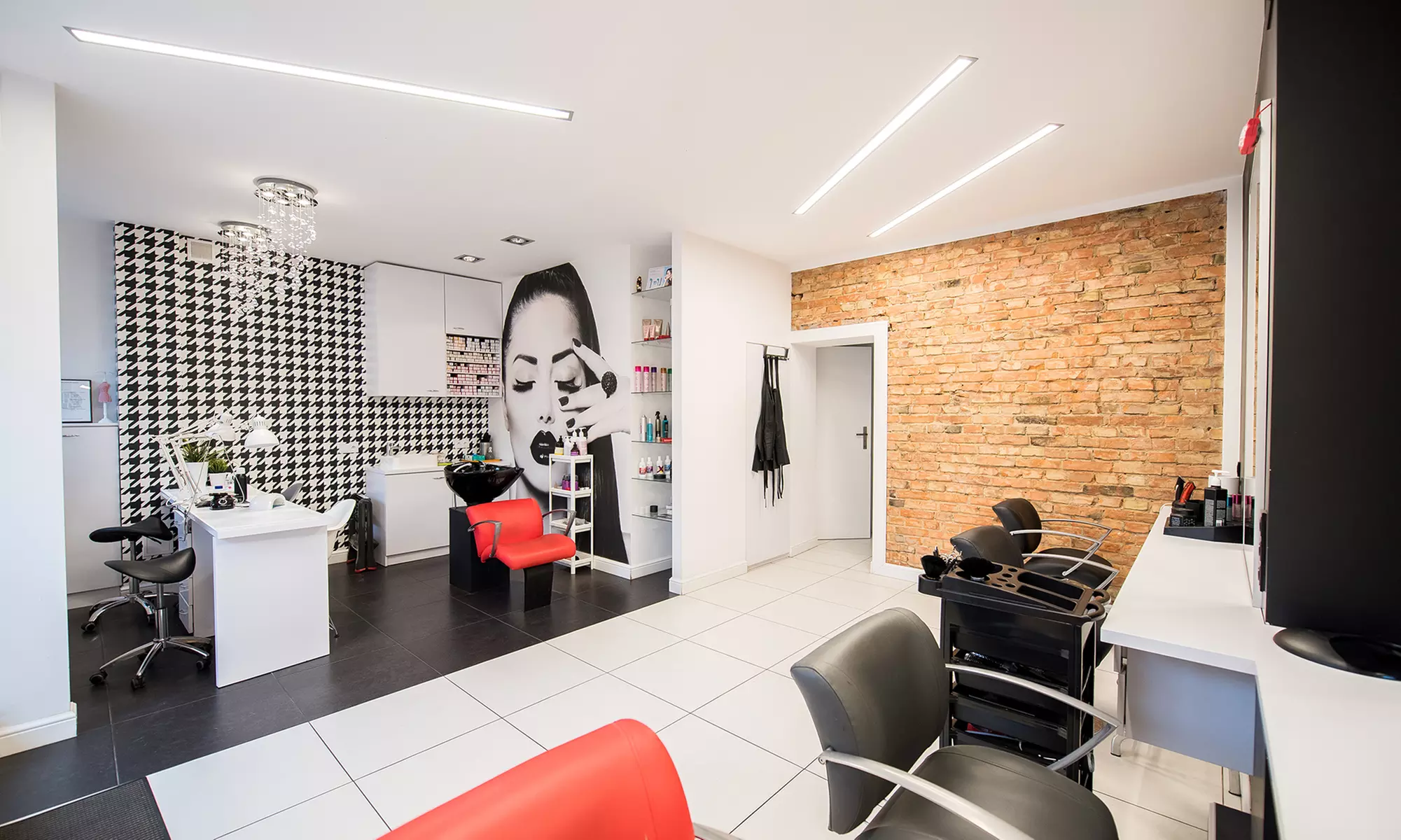 Makijaż permanentny brwi