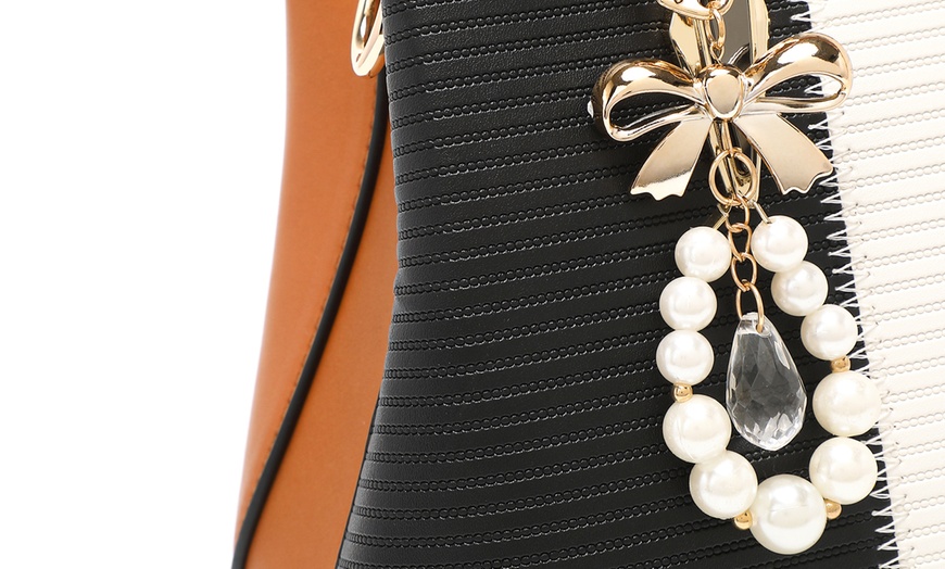 Image 22: Damestas in 2 modellen en diverse kleuren