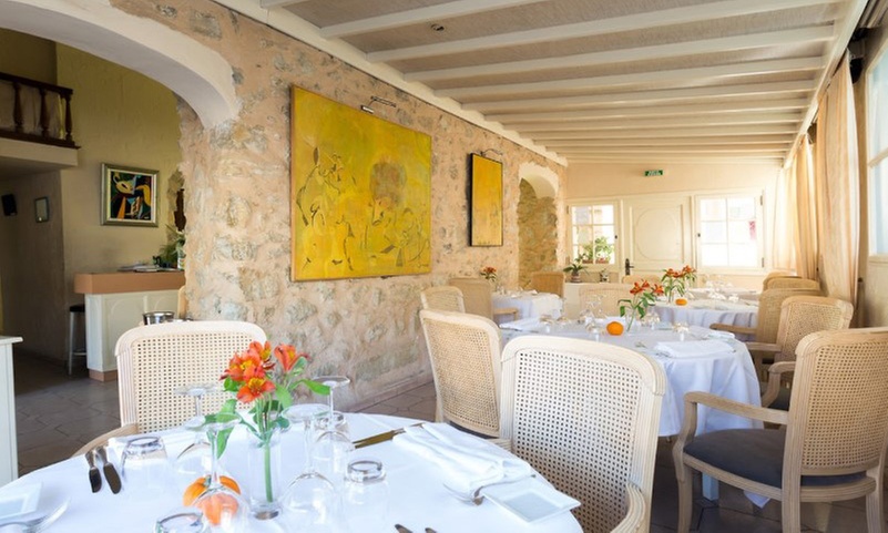 Découvrez une table d’exception nichée au cœur de la Provence