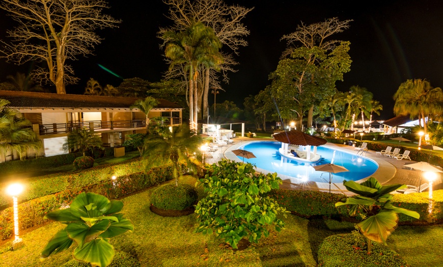 Image 7: ✈6-Night Costa Rica Volcano & Beach Trip w/Air, Car from Travel by Jen