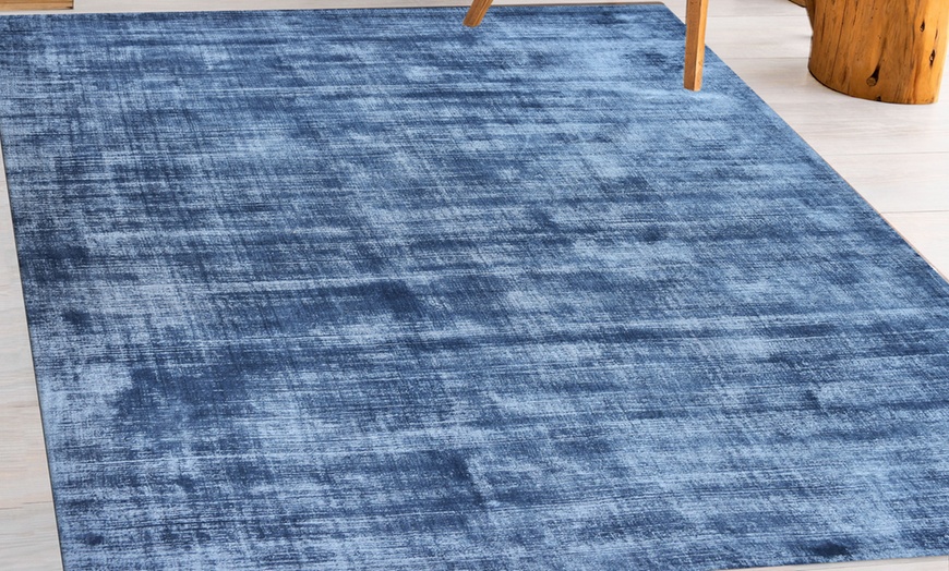 Image 24: Tapis en viscose fait main