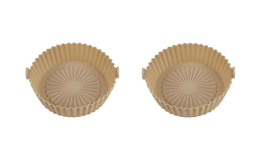 Image 2: Set of Two or Four Reusable Air Fryer Silicone Pots