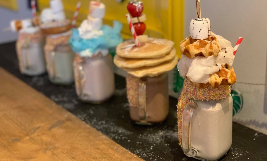 Image 6: Two Freakshakes