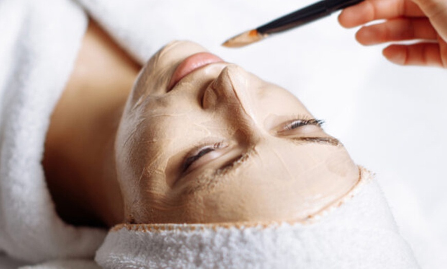 Image 5: One Hour Classic Facial or Swedish and Classic Facial with Enhancement