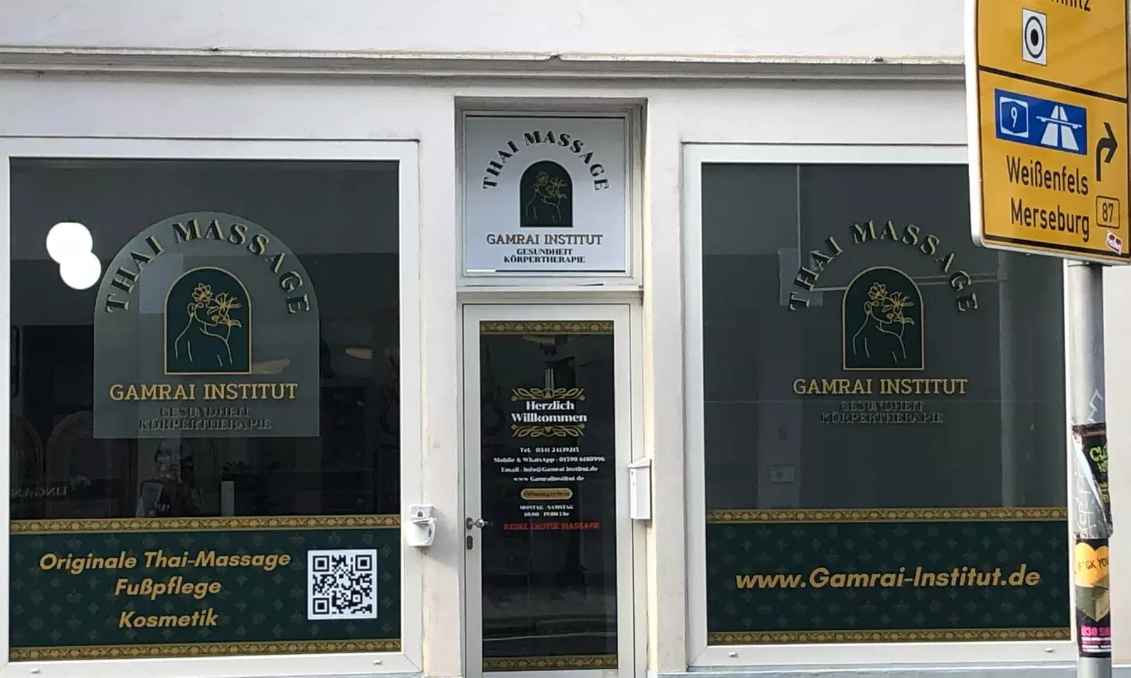 Thai-Massage nach Wahl oder Hot-Stone-Massage für 1 Person