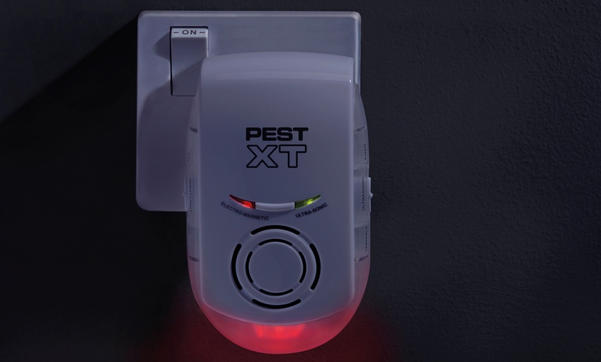 Image 3: Advanced Indoor Pest Repeller