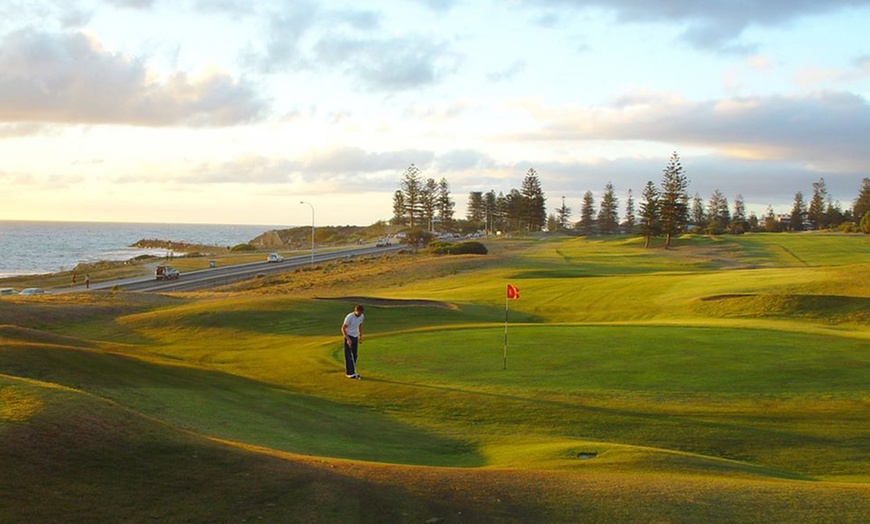 Image 7: WA Golf Voucher Book App