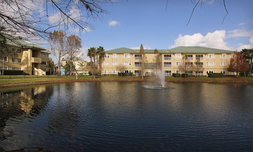 Silver Lake Resort In Kissimmee FL Groupon Getaways   C870x524 