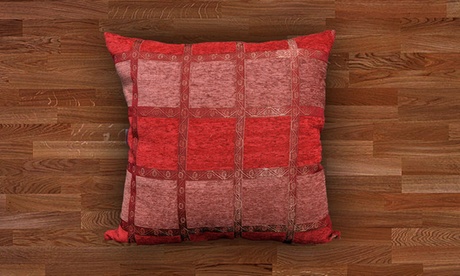 Cuscino arredo in ciniglia, disponibile in 4 fantasie e vari colori