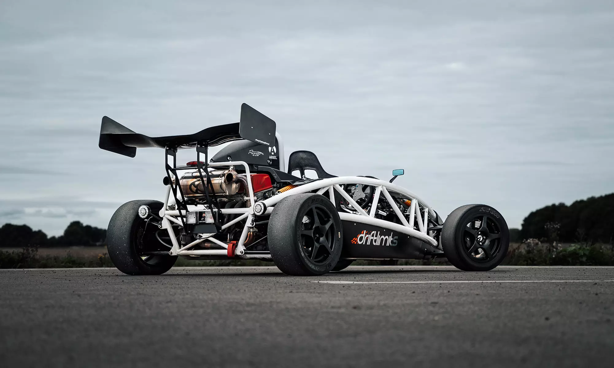 Secret Supercar Collection or Jordan F1 Pace Driving Experience