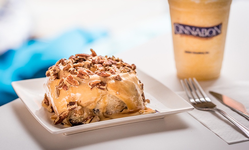 Image 2: Cinnabon apetit