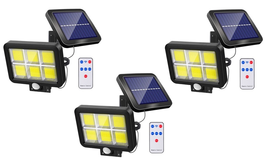 Image 3: Farolas de 120 led con panel solar de pared 