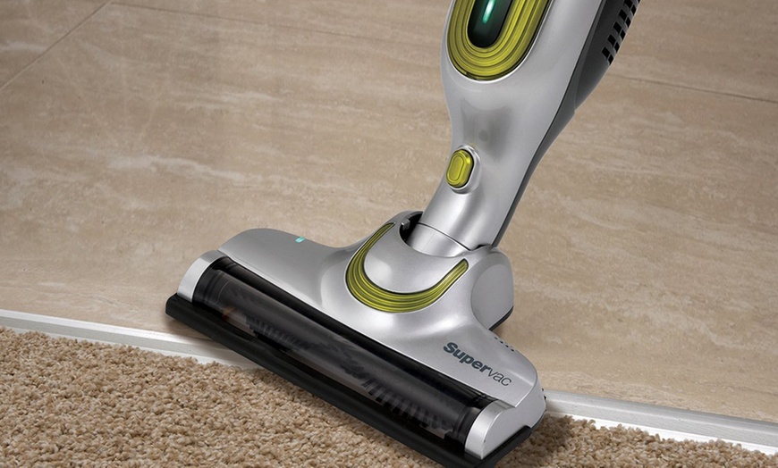 Image 9: Morphy Richards Vacuum Cleaner