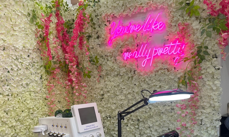 Image 4: Ready for a Glow-Up? Grab a 45 Min Fabulous Facial 