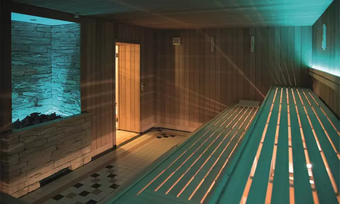 Spa-Tageseintritt inkl. Wickeltuch und Handtücher für 1 bis 4 Personen