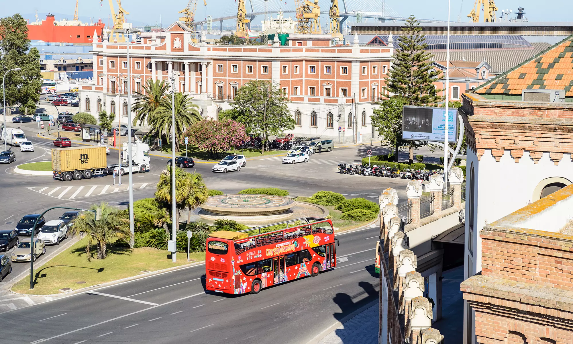 Ticket de 2 días para bus turístico por Cádiz para 1 niño o adulto