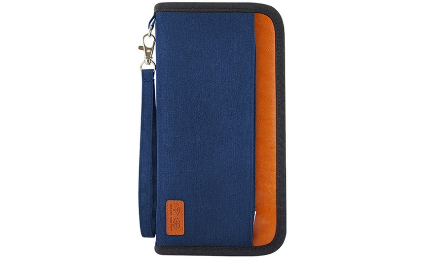 Image 2: RFID Travel Organiser