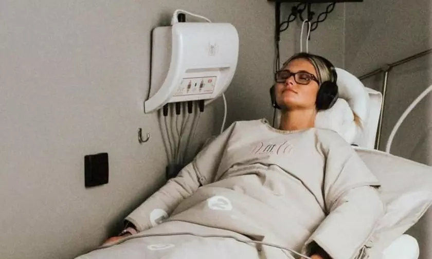 Unlock Wellness with One, Three, or Five Fit Body Sauna Wrap Sessions