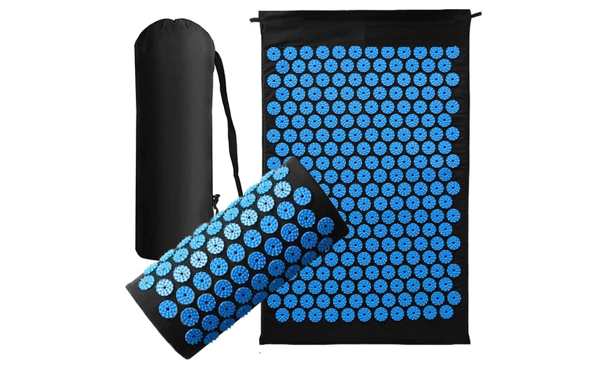 Image 2: Generise Acupressure Mat with Pillow and Bag